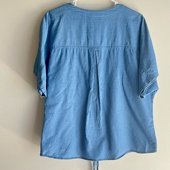 Time & True Denim SS Button Up Tie Front SS Blouse EUC Size XL - Picture 2 of 4